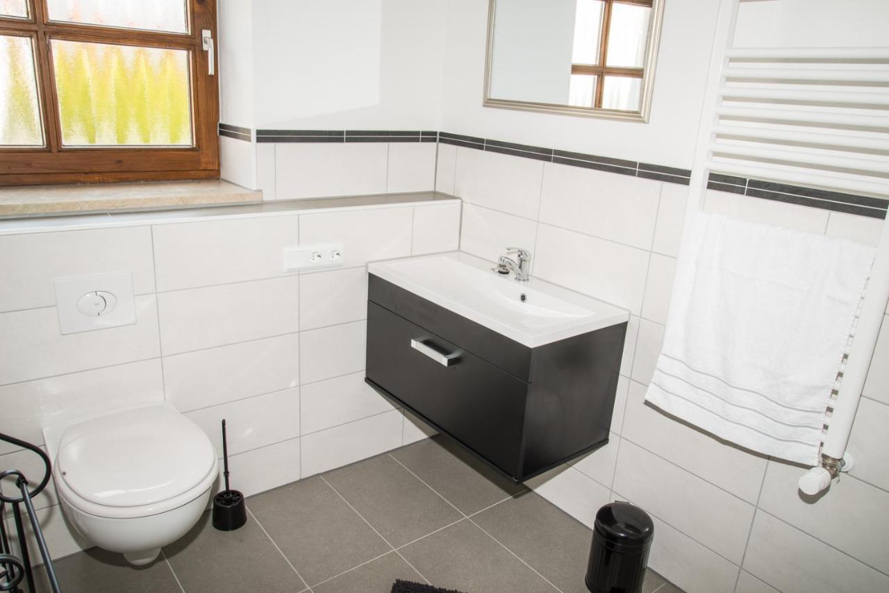 Ferienhaus Wolferstetter Tittmoning ภายนอก รูปภาพ